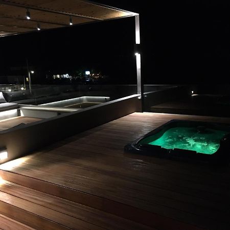 Windsurfing Seaside Apartment Artemida 外观 照片