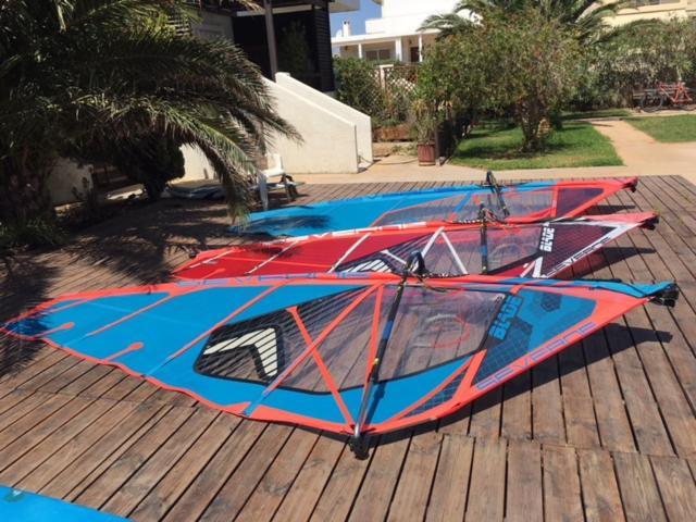 Windsurfing Seaside Apartment Artemida 外观 照片