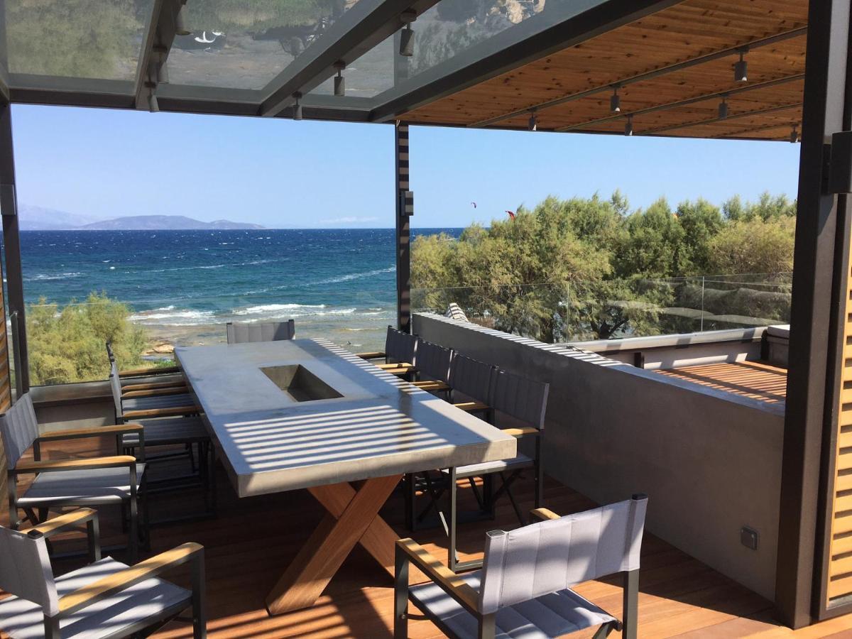Windsurfing Seaside Apartment Artemida 外观 照片