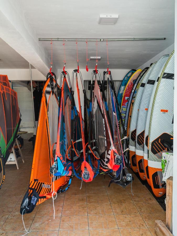 Windsurfing Seaside Apartment Artemida 外观 照片